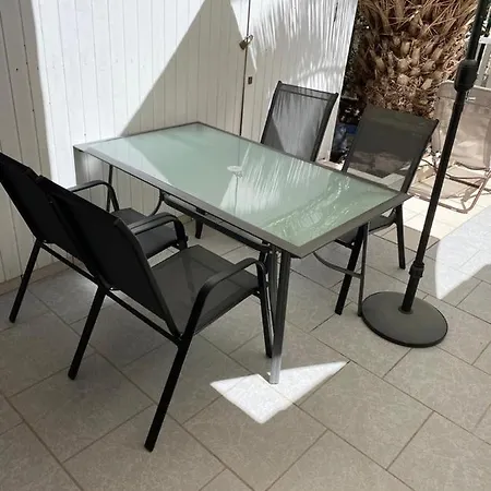 Apartment Direkt Am Strand Chalet *