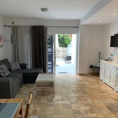 Direkt Am Strand Chalet Apartment *